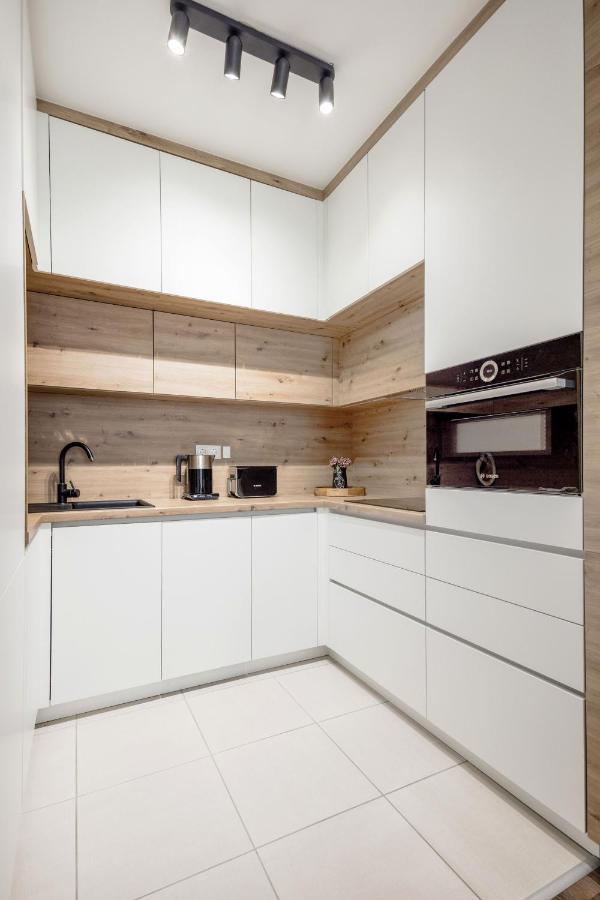Walnut Tree Apartment Budapeste Exterior foto